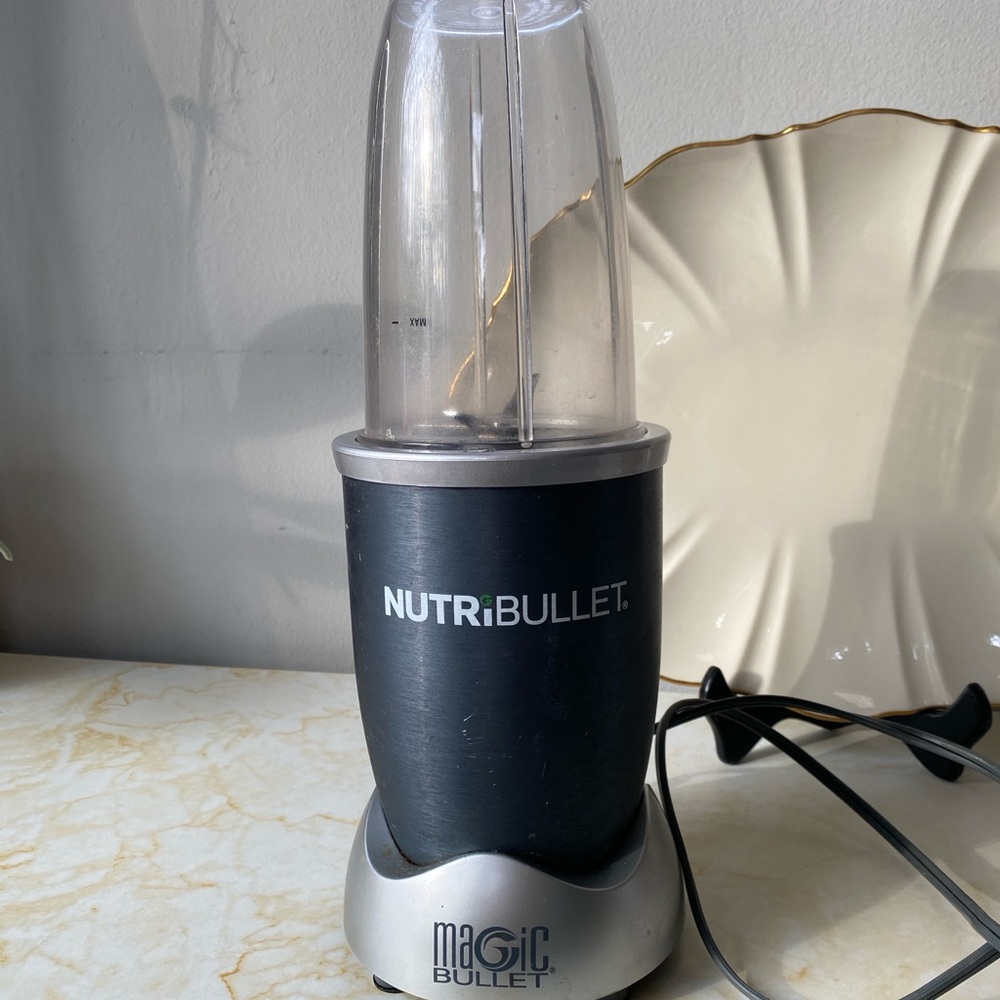 NutriBullet High-Speed Blender/Mixer - Gray